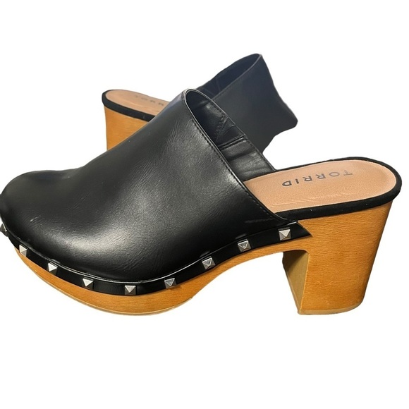 Torrid Platform Wooden Heel Mule - Picture 5 of 11